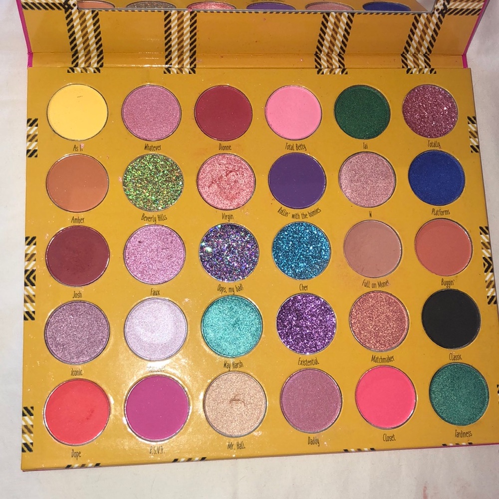 Peachy Queen Clueless Palette